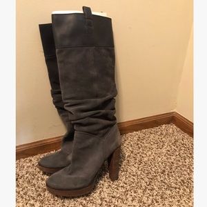 BCBG boots